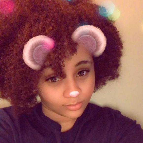 Meet your Posher, Candace - Picture 1 of 1